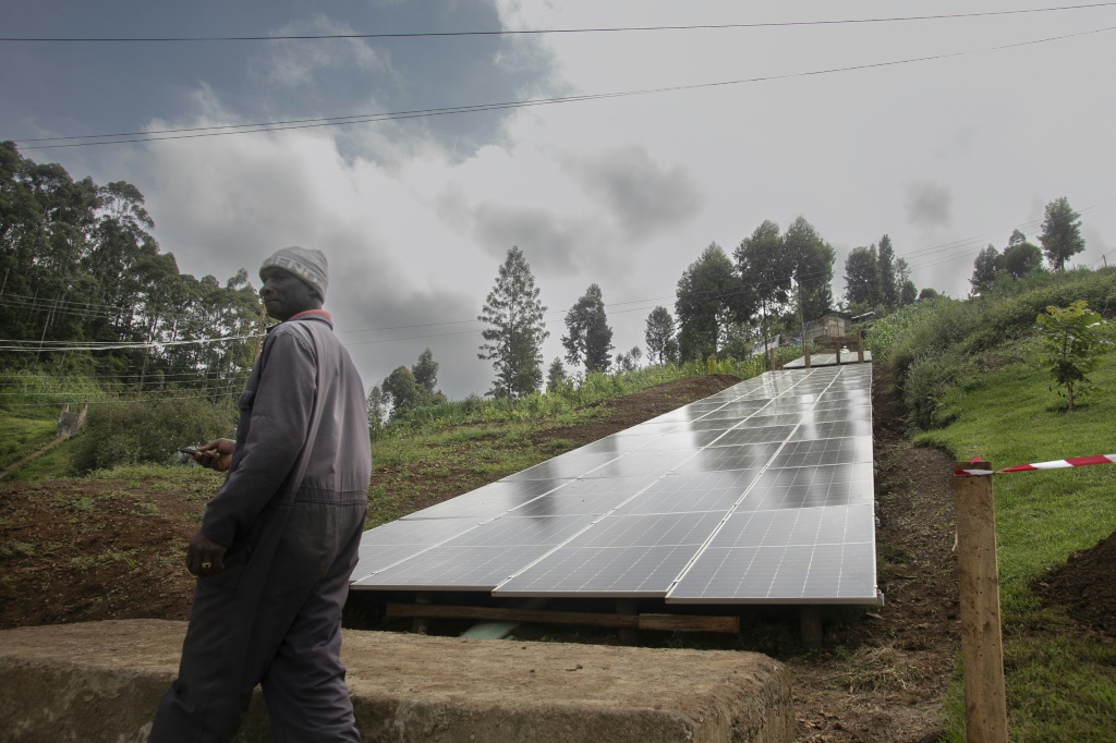 وتعهدت كينيا بتوفير الطاقة النظيفة بنسبة 100 بالمئة هذا العقد (أ ف ب)   