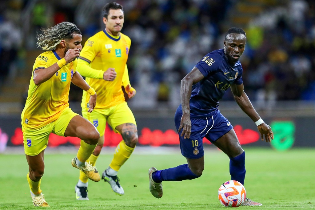 مهاجم النصر الدولي السنغالي ساديو مانيه خلال المباراة ضد الحزم (5-1) في الدوري السعودي في الثاني من ايلول/سبتمبر 2023(ا ف ب)