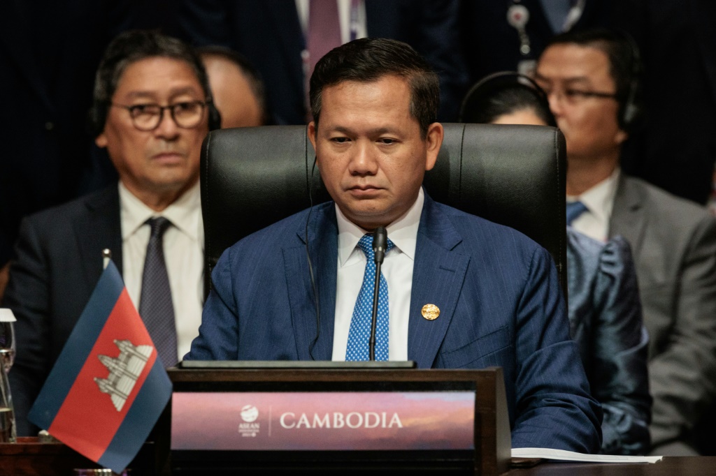 رئيس وزراء كمبوديا هون مانيه في جاكرتا بتاريخ 7 أيلول/سبتمبر 2023 (ا ف ب)