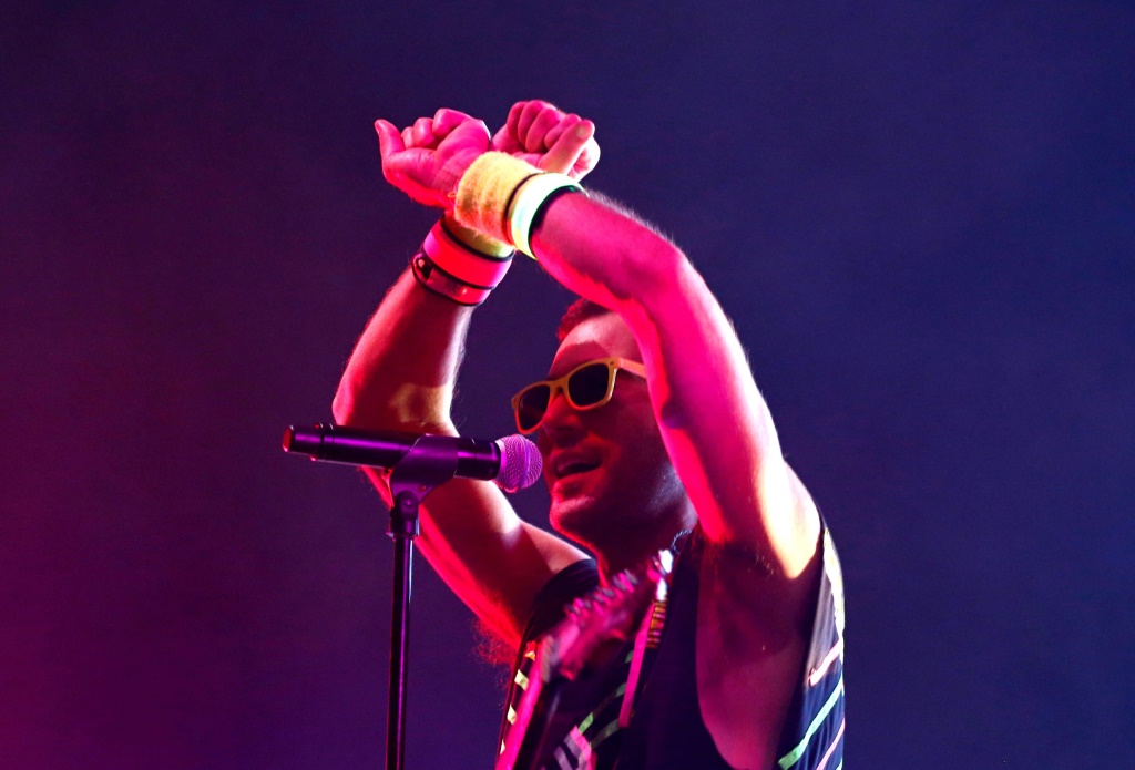 المغني وكاتب الأغنيات الأميركي سفيان ستيفنز خلال حفلة في مهرجان بنيويورك في تموز/يوليو 2016 (ا ف ب)
