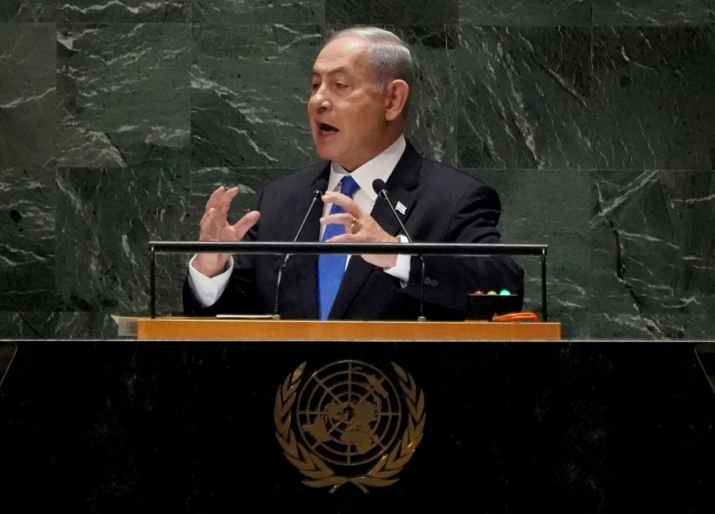 رئيس الوزراء الإسرائيلي بنيامين نتانياهو يتحدث في الأمم المتحدة في 2 أيلول/سبتمبر 2023 (ا ف ب)