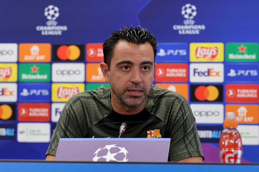 مدرب برشلونة تشافي هرنانديس في مؤتمر صحافي عشية مواجهة انتويرب البلجيكي في دوري ابطال اوروبا. 18 ايلول/سبتمبر 2023 (ا ف ب)
