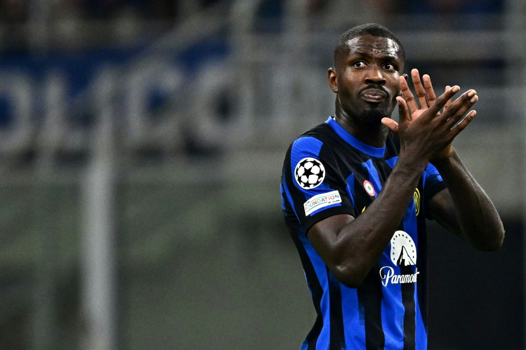 الفرنسي ماركوس تورام خلال مباراة فريقه انتر الايطالي مع ضيفه بنفيكا البرتغالي في دوري ابطال اوروبا لكرة القدم. ميلانو في 3 تشرين الاول/اكتوبر 2023 (ا ف ب)