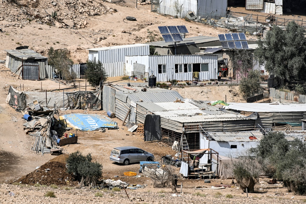 قرية يقطنها بدو من صحراء النقب في جنوب إسرائيل في 14 تشرين الأول/أكتوبر 2023 (ا ف ب)