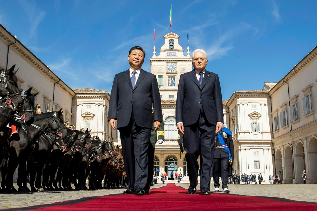 يبدو أن إيطاليا تدرس الانسحاب من مبادرة الحزام والطريق التاريخية في الصين. (أ ف ب)   