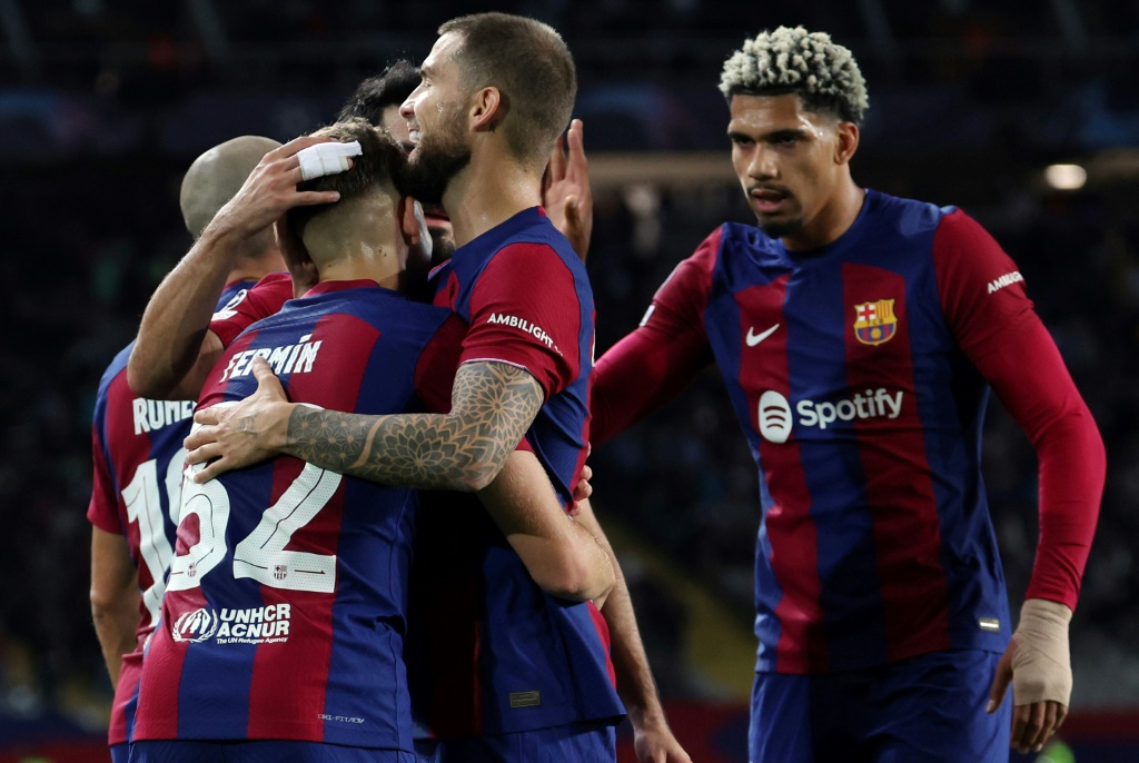 دوري أبطال أوروبا: برشلونة يحذو حذو ريال مدريد بالعلامة الكاملة قبل الكلاسيكو