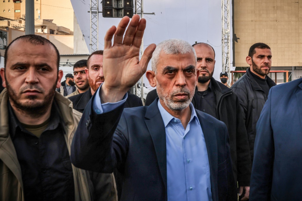 يحيى السنوار ، القائد السابق للجناح العسكري لحركة حماس (ا ف ب)