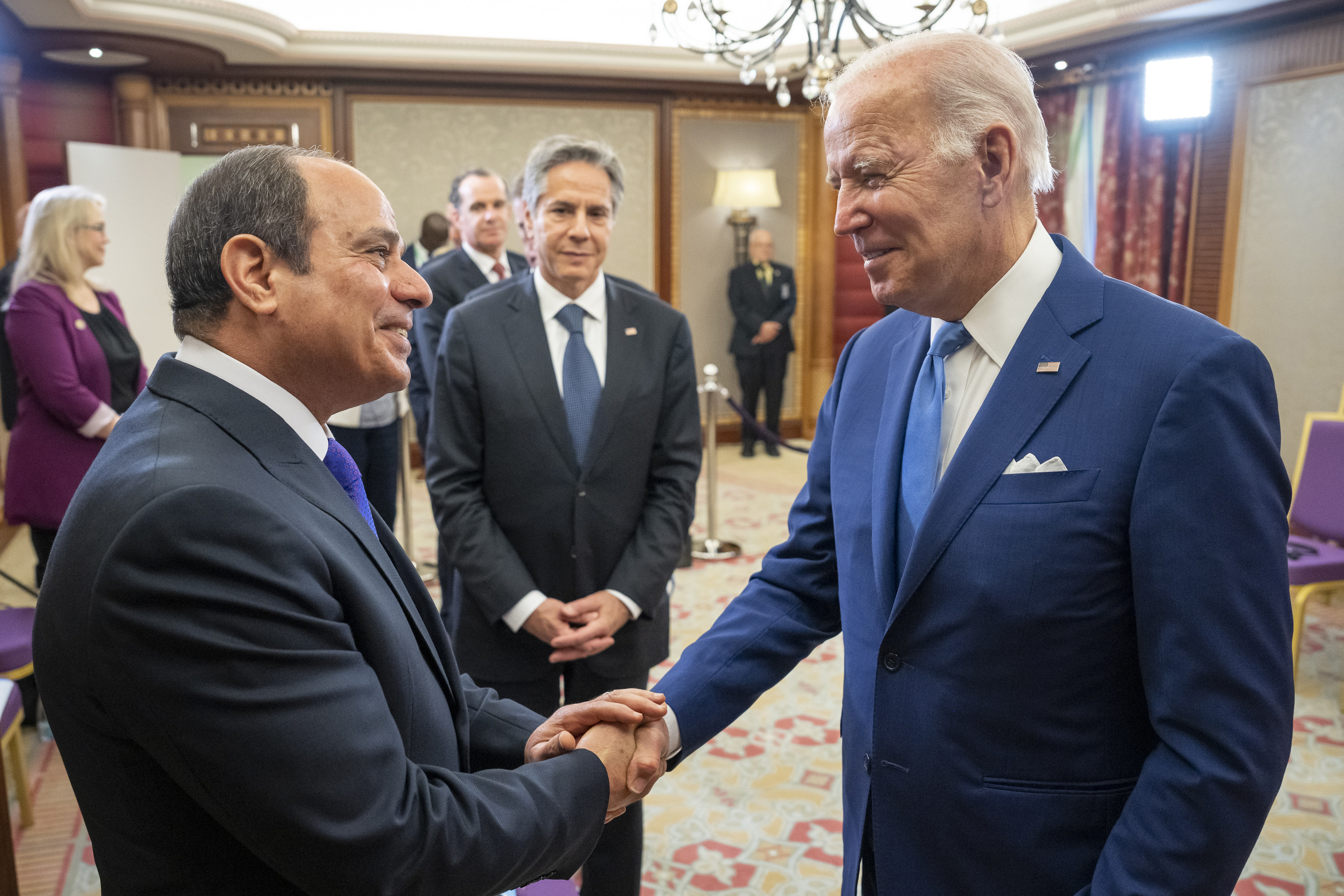 الرئيس الأميركي جو بايدن والرئيس المصري عبد الفتاح السيسي (أرشيفية - حساب بايدن على منصة &laquo;إكس&raquo;)