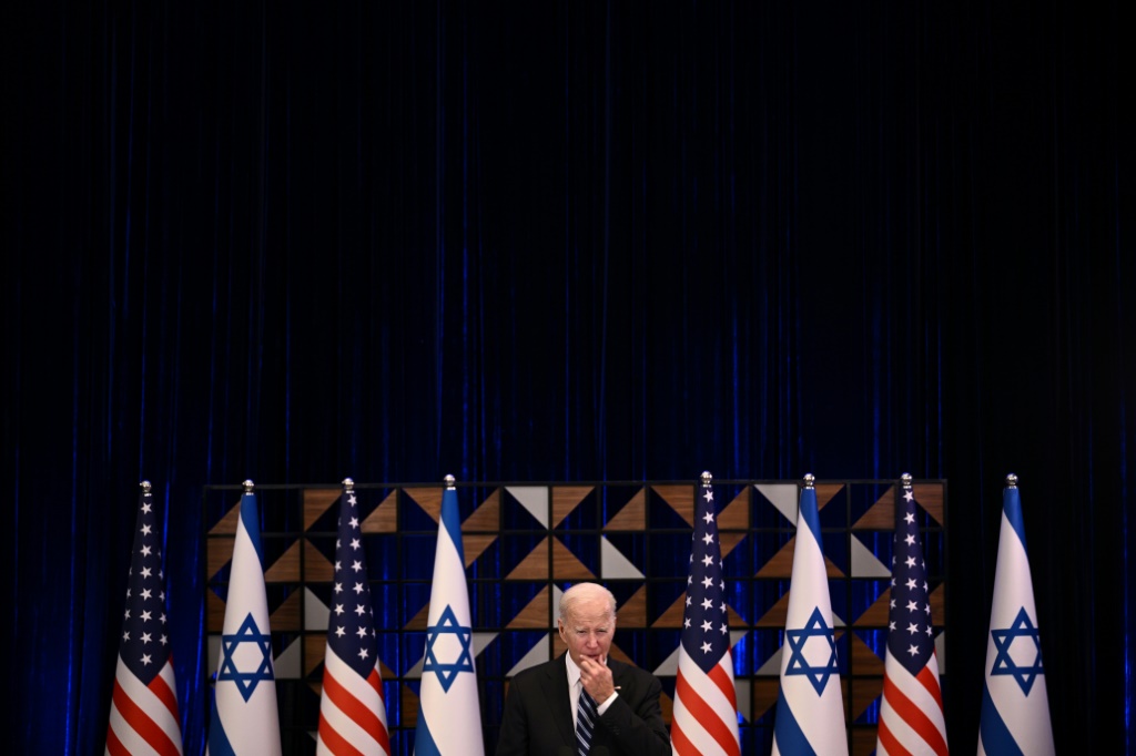الرئيس الأميركي جو بايدن في مؤتمر صحافي في تل أبيب في 18 تشرين الأول أكتوبر 2023 (ا ف ب)