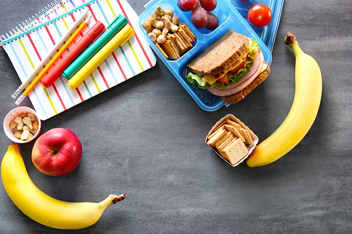 أطعمة تساعد طفلك على التركيز في المدرسة(الاسرة)