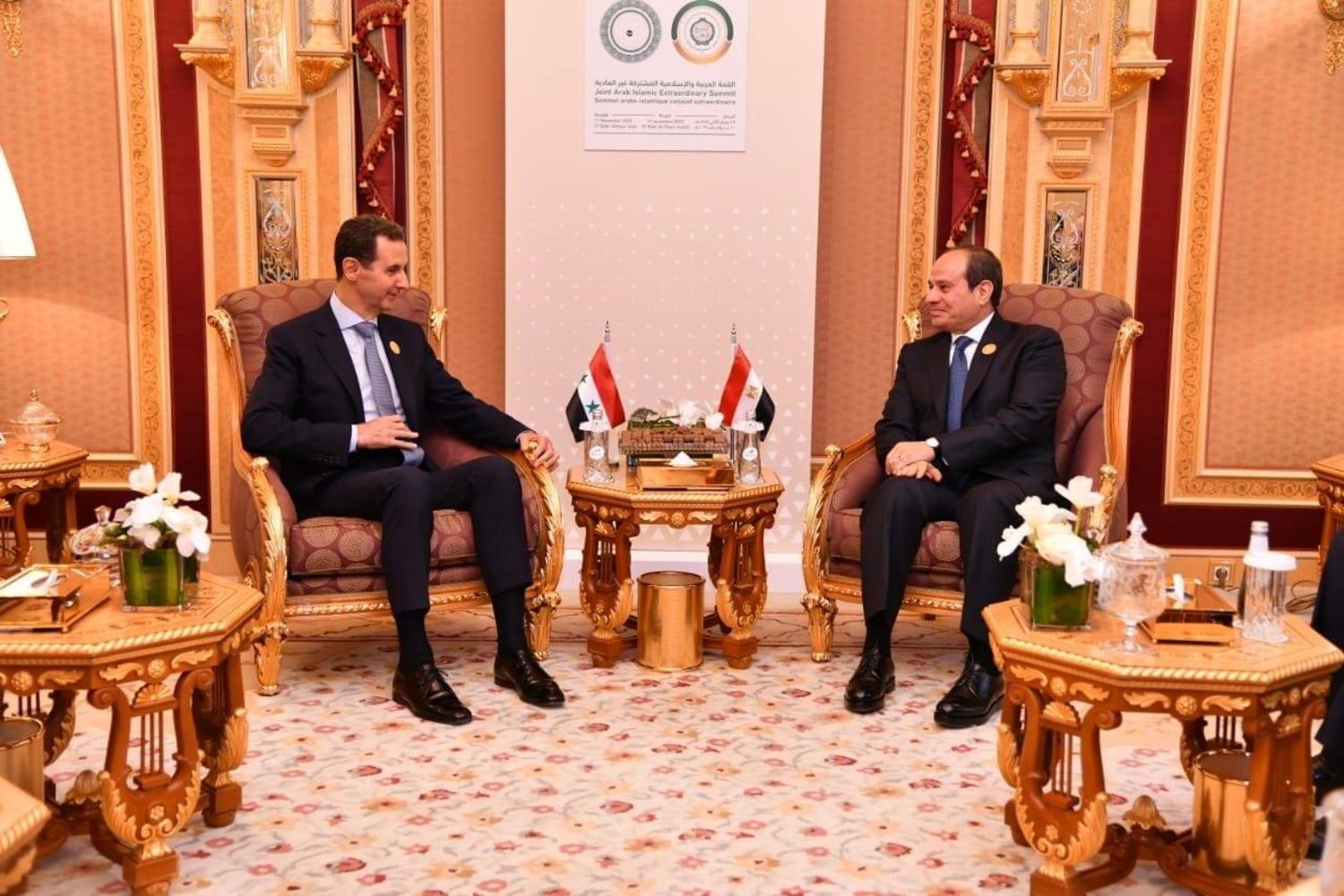 الرئيس المصري عبد الفتاح السيسي مع نظيره السوري بشار الأسد في الرياض (رئاسة الجمهورية المصرية )