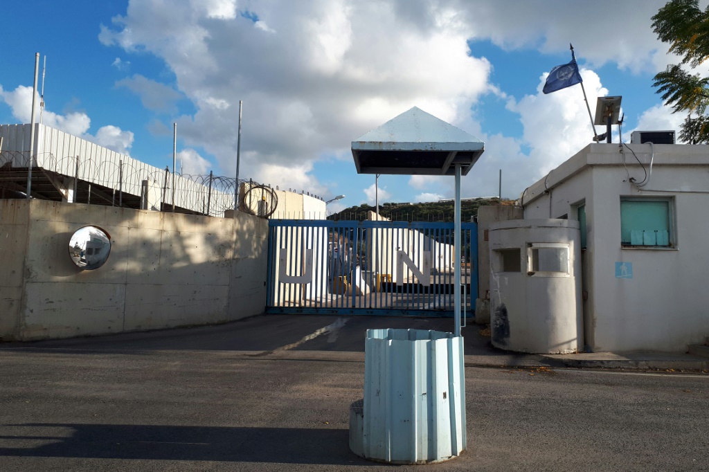 مقر قوات اليونيفيل في بلدة الناقورة بجنوب لبنان على الحدود مع إسرائيل (أ ف ب)   