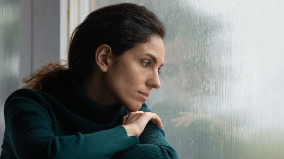 كيف تنسين الذكريات المؤلمة إلى الأبد.. خطوات تساعدكِ (زهرة الخليج)