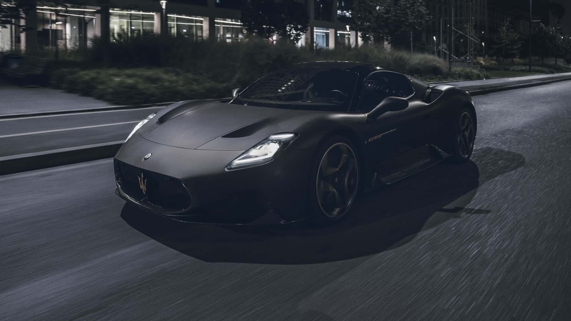 مازيراتي MC20 نايت (موتو1)