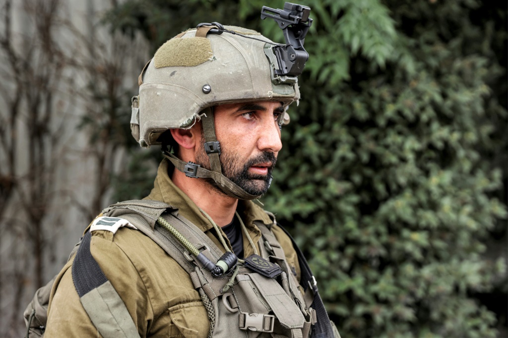 الضابط الدرزي كمال سعد، 33 عاماً، من الكتيبة 299 في جيش الاحتلال (أ ف ب)   