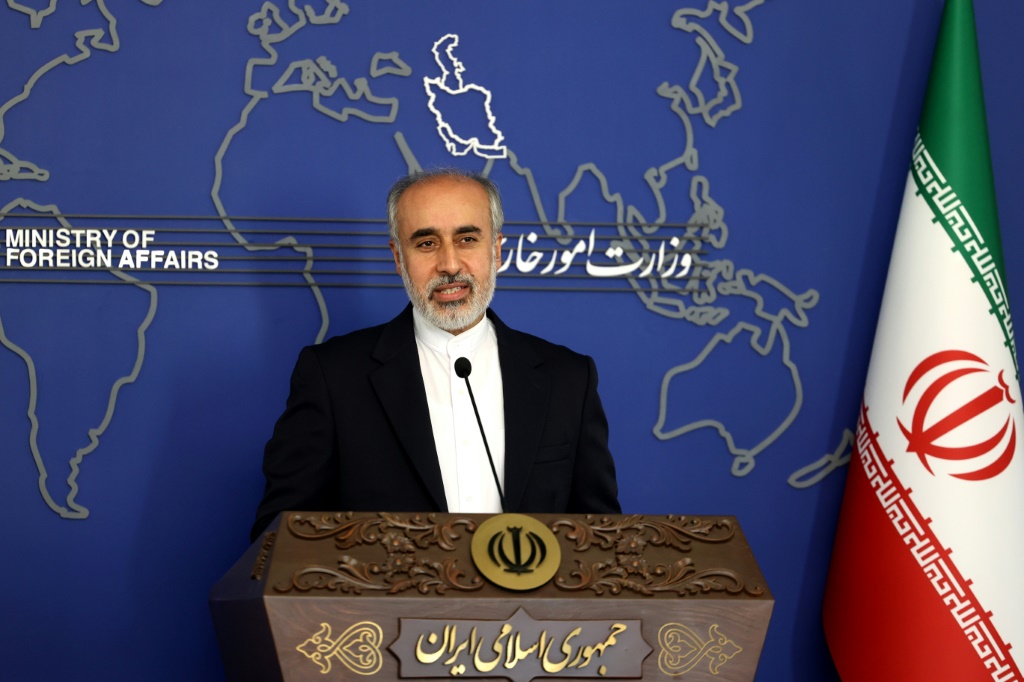 المتحدث باسم وزارة الخارجية الايرانية، ناصر كنعاني (أ ف ب)