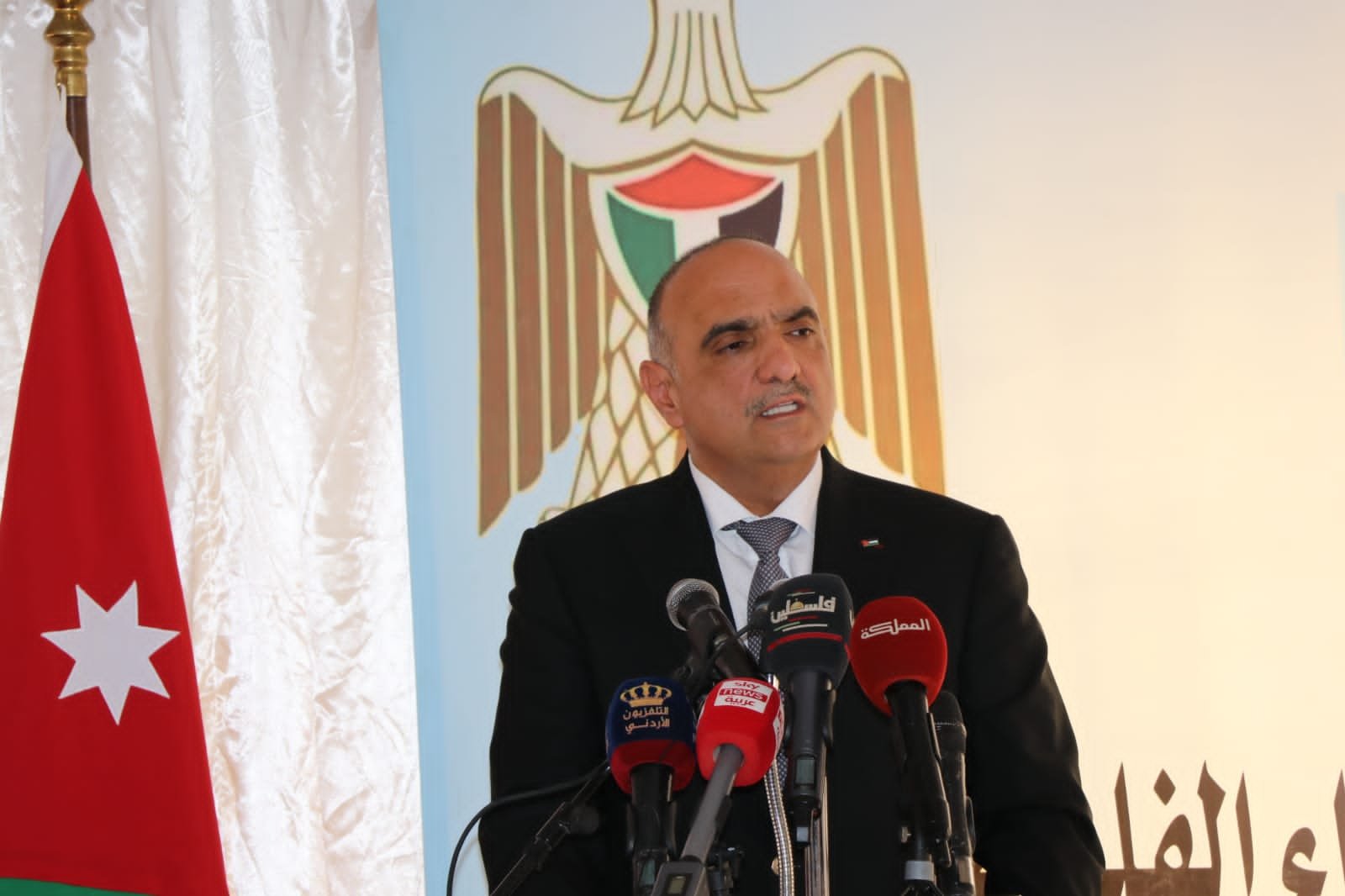 رئيس الوزراء الأردني بشر الخصاونة (رئاسة الوزراء الأردنية)