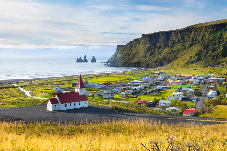 عناوين ونشاطات سياحية لا تفوت عند التخطيط لزيارة أيسلندا (سيدتي)