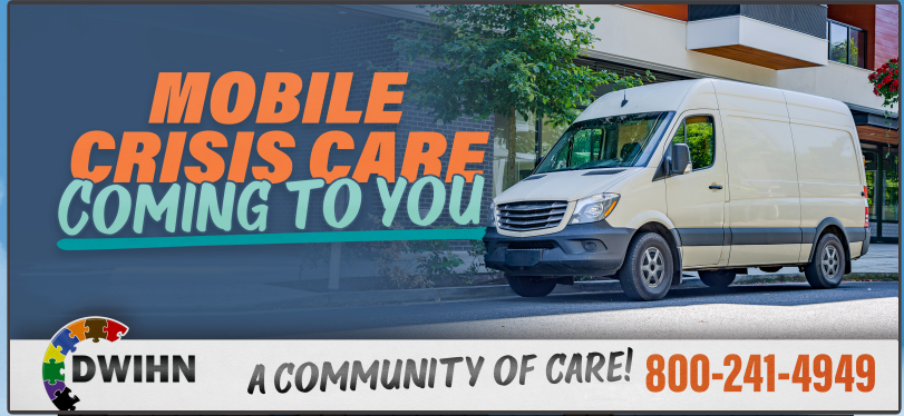 عشرات من وحدات الأزمات المتنقلة في المجتمعات والأحياء لمساعدة الأطفال وذويهم الكبار في الأزمات (موقع المؤسسة)