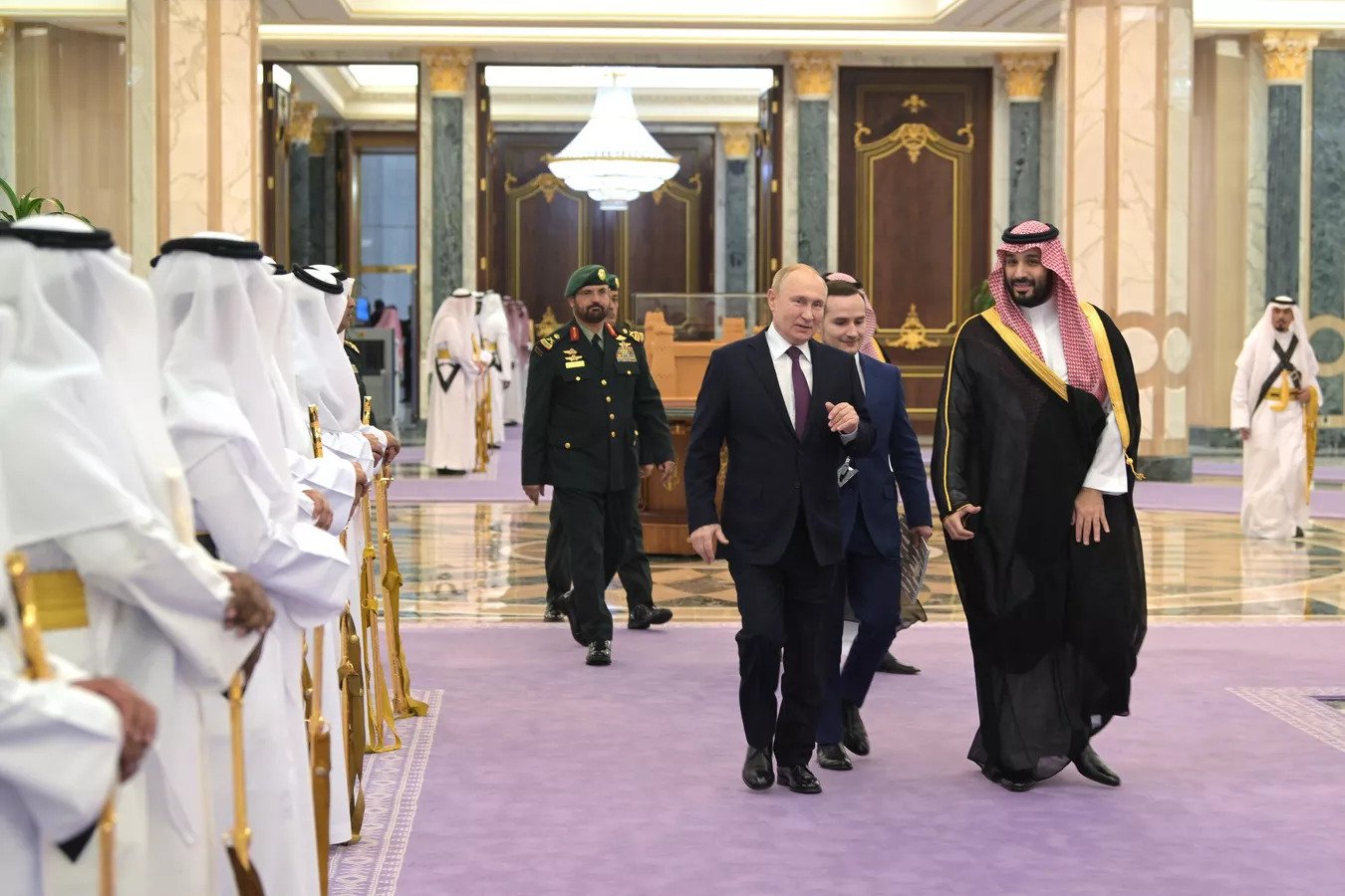 زيارة الرئيس الروسي فلاديمير بوتين إلى السعودية، ولقائه ولي العهد السعودي محمد بن سلمان، 6 ديسمبر 2023 (سبوتنيك)