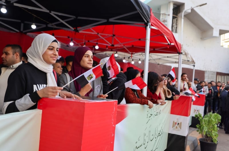الشعب المصري يخرج للدفاع عن مصر عبر صندوق الاقتراع (مواقع التواصل)
