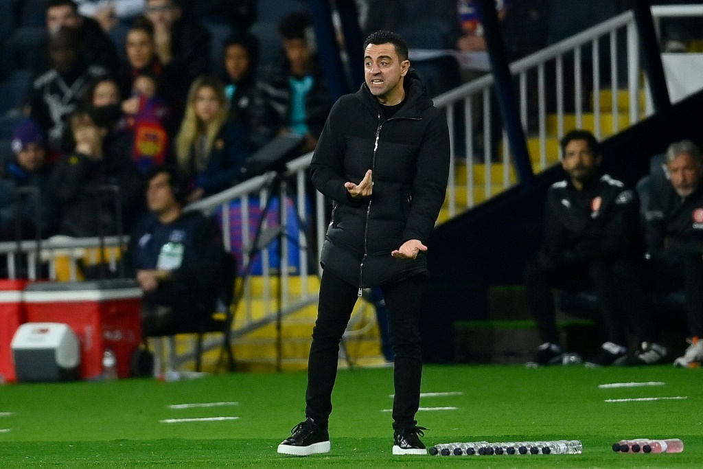 مدرب برشلونة تشافي هرنانديس خلال المباراة ضد جيرونا في الدوري الإسباني لكرة القدم. برشلونة في 10 أيلول/سبتمبر 2023 (ا ف ب)