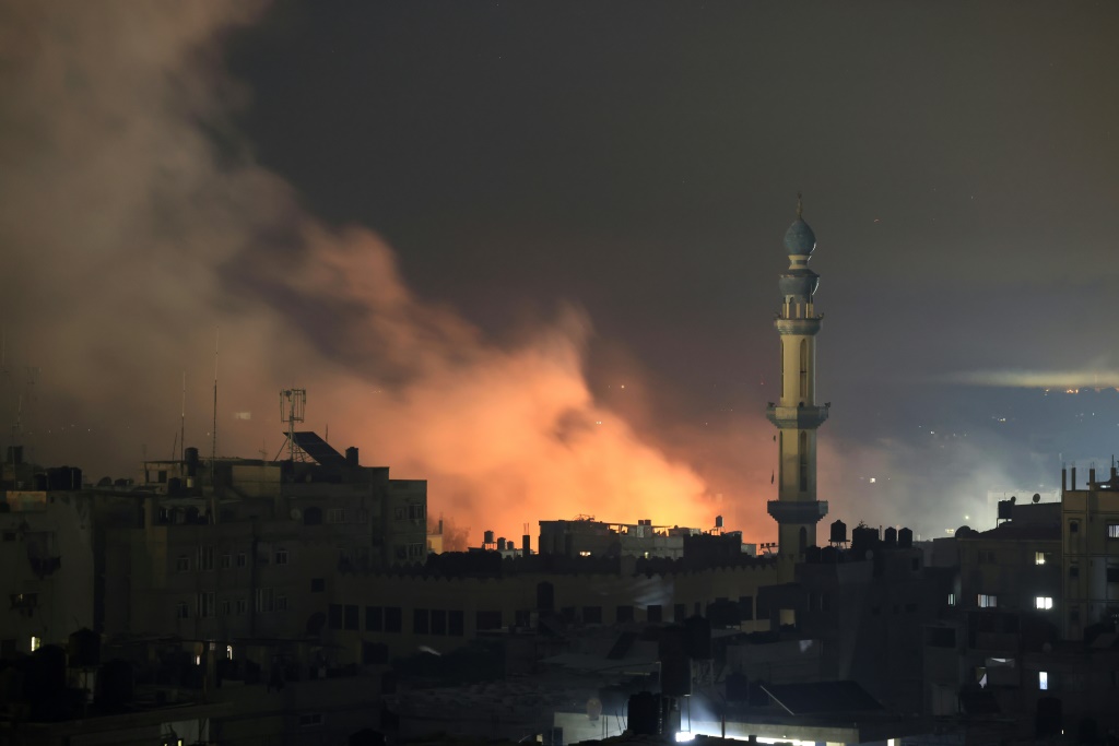 وتعهدت اسرائيل بتدمير حماس واعادة الرهائن الذين احتجزهم نشطاء في السابع من تشرين الاول/اكتوبر (ا ف ب)