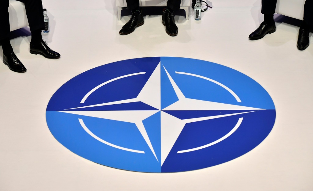 شعار الناتو (ا ف ب)