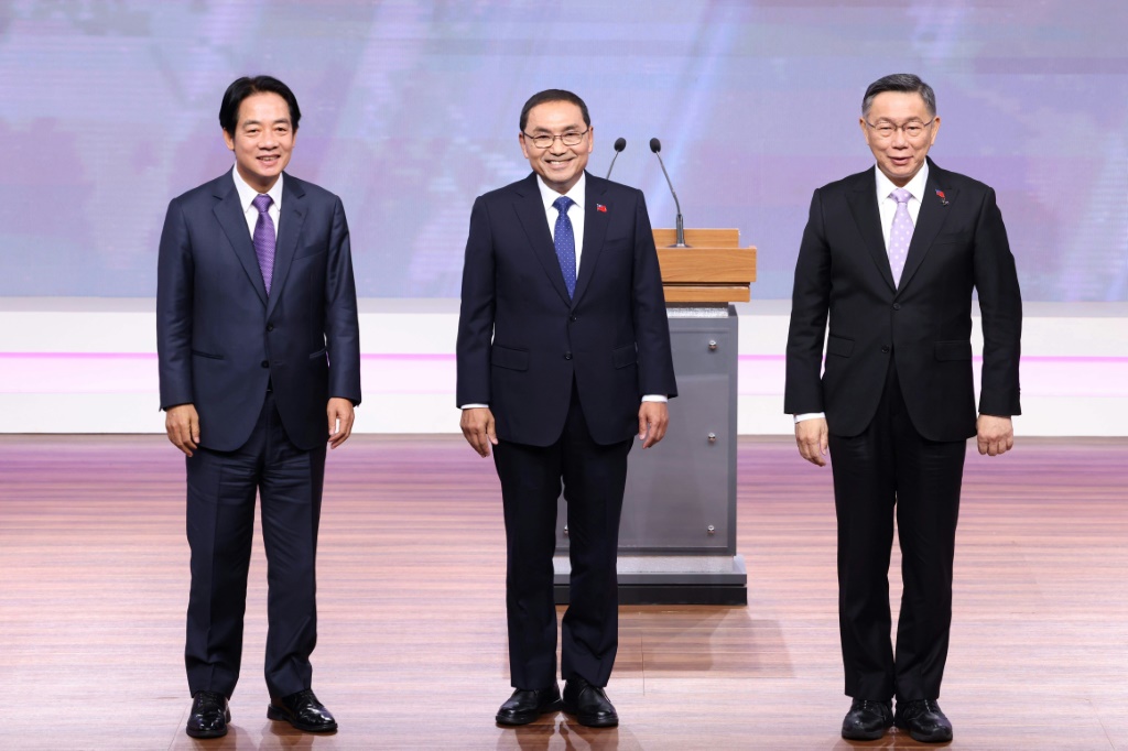 وعقدت تايوان أول مناظرة رئاسية لها يوم السبت (أ ف ب)   