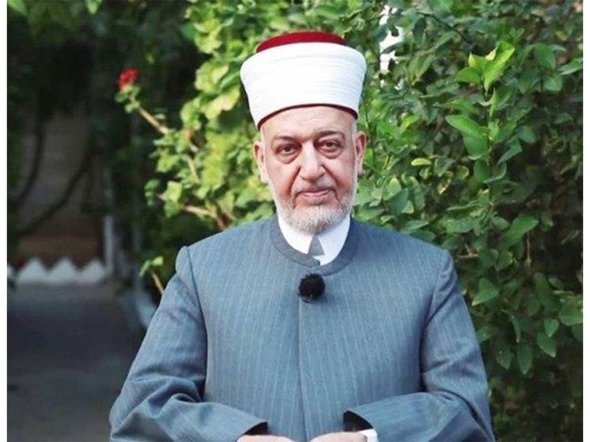 يوسف سلامة وزير الأوقاف والشؤون الدينية الفلسطيني الأسبق (قنا)