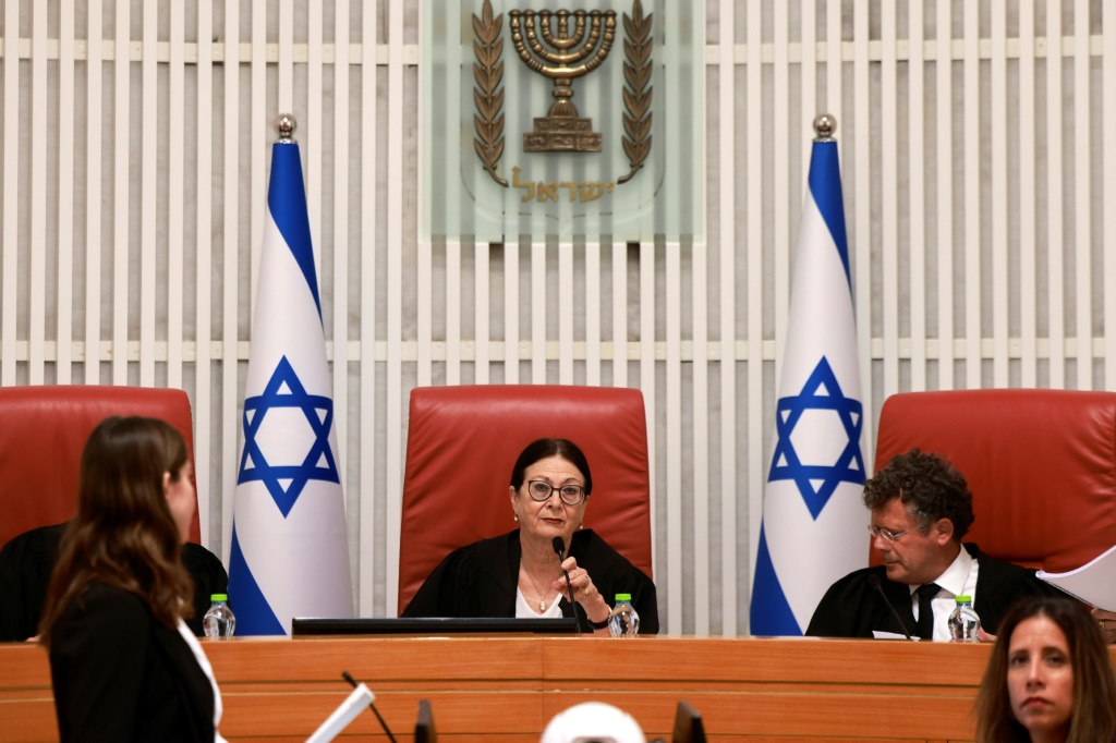 جلسة للمحكمة العليا الاسرائيلية في القدس في 28 أيلول/سبتمبر 2023 (ا ف ب)