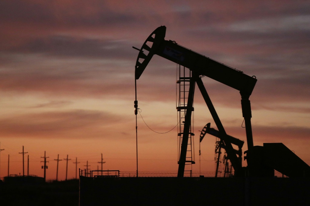 وافقت شركة APA Corporation على شراء شركة Callon Petroleum Company في صفقة تبلغ قيمتها حوالي 4.5 مليار دولار (أ ف ب)   
