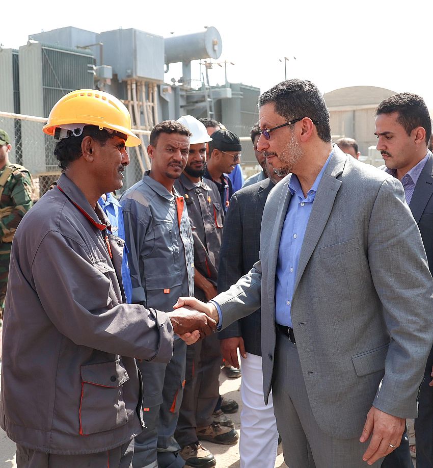 رئيس الوزراء اليمني يؤكد ان ملف الكهرباء يحظى بأولوية في اهتمامات الحكومة