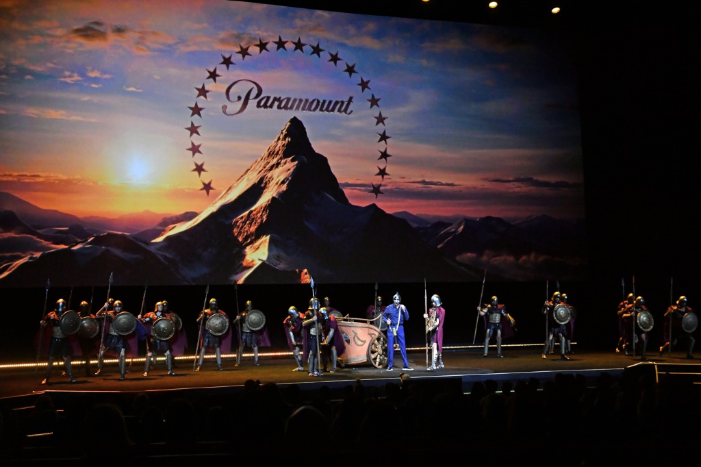  استوديو "باراماونت" يعرض مشاهد من فيلمه "غلادياتور 2" ضمن معرض "سينماكون" في "سيزرز بالاس" في لاس فيغاس في 11 نيسان/أبريل 2024 (ا ف ب)
