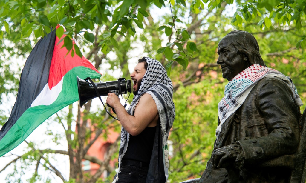 على مدى الأشهر الماضية، أثار الناشطون المطالبون بالحريات المدنية، الانتباه للتدمير المستمر والثابت لثراث غزة الثقافي (أ ف ب)