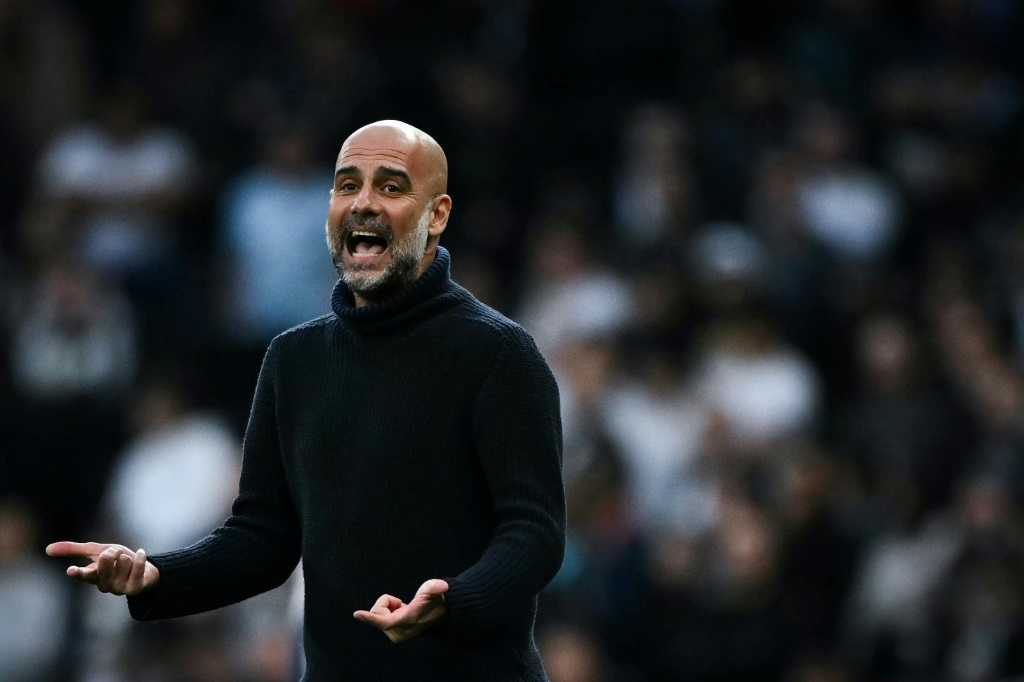 المدرب الاسباني لمانشستر سيتي بيب غوارديولا خلال المباراة ضد توتنهام في الدوري الانكليزي في 14 أيار/مايو 2024 (ا ف ب)