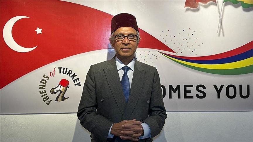  نائب رئيس حكومة موريشيوس محمد أنور حسنو (الأناضول)