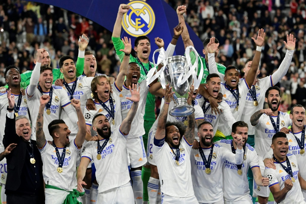 فاز ريال مدريد بدوري أبطال أوروبا 14 مرة لكنه يسعى بشكل حثيث لإطلاق دوري السوبر الأوروبي (ا ف ب)