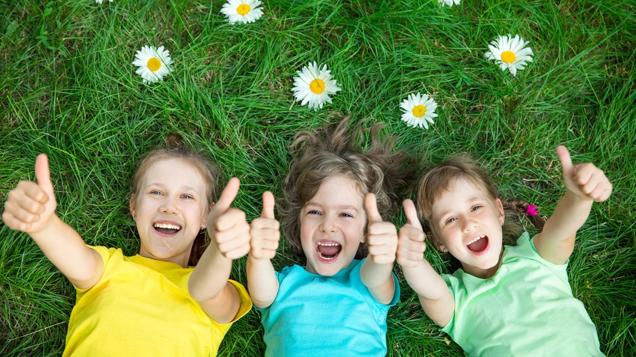 عادات صباحية تنمي ذكاء طفلك.. التأمل بينها(زهرة الخليج)