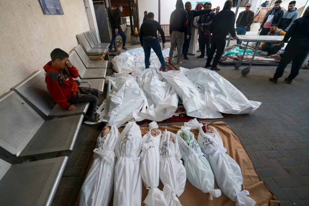 لم يكن الأمر يتعلق أبداً بتحرير الأسرى الإسرائيليين ولا بأمن إسرائيل، بل كان الأمر دائمًا يتعلق بتدمير قطاع غزة (أ ف ب)