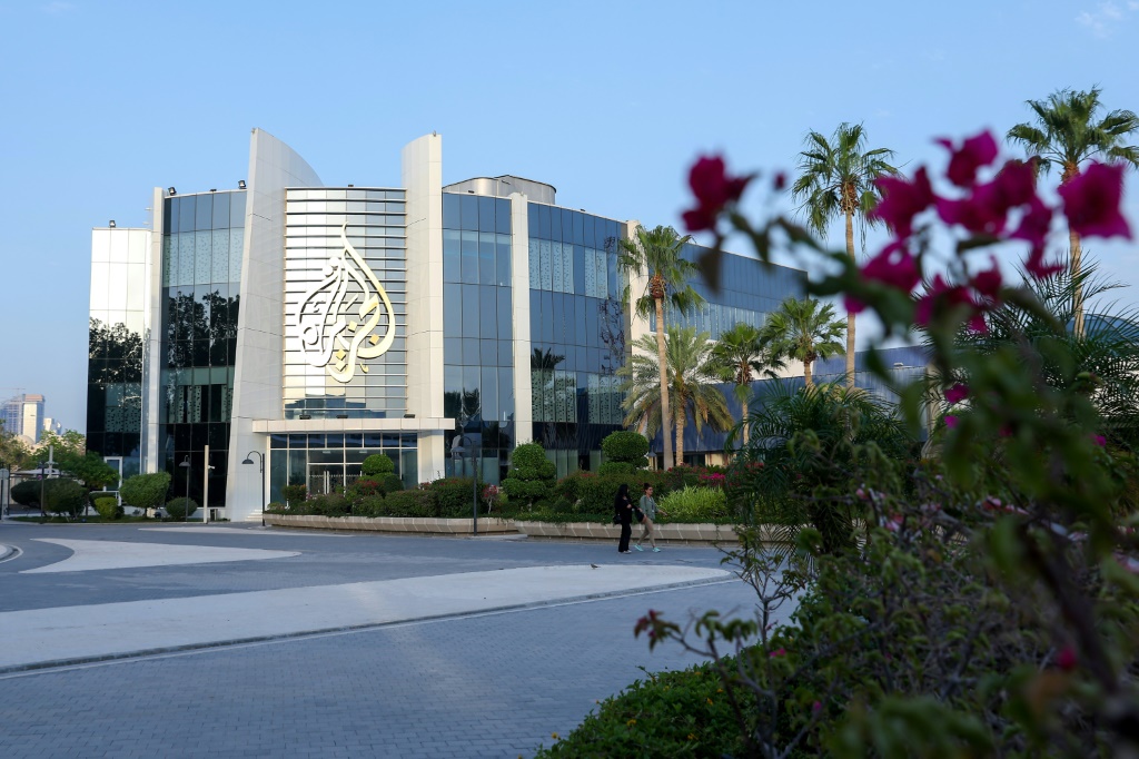 مقر قناة الجزيرة في الدوحة في السادس من أيار/مايو 2024 (أ ف ب)   