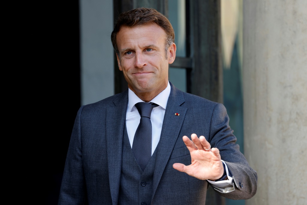 هل يصبح بارديلا رئيس وزراء فرنسا بعد الجولة الثانية؟  (أ ف ب)