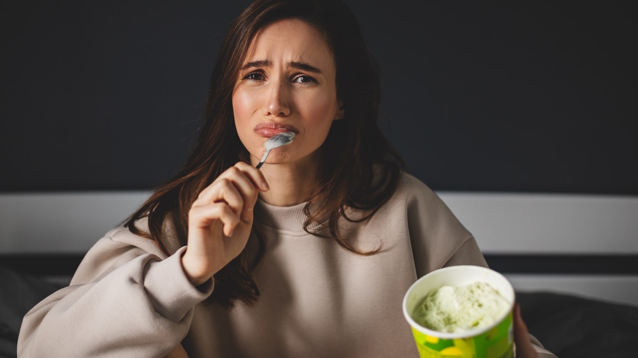 هل سمعت عن «الجوع العاطفي»؟.. هكذا تتخلصين من آثاره (زهرة الخليج)