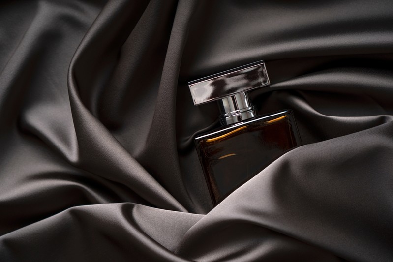قائمة أفضل أنواع العطور الرجالي.. برفان رجالي لأناقتك (الرجل)