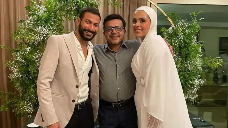 خطوبة ابنة الفنان محمد هنيدي (من صفحة الممثل)