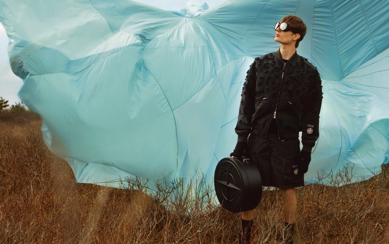 تحالف الأناقة والمغامرة: Stone Island x Dior تقدمان مجموعة Capsule فريدة (الرجل)
