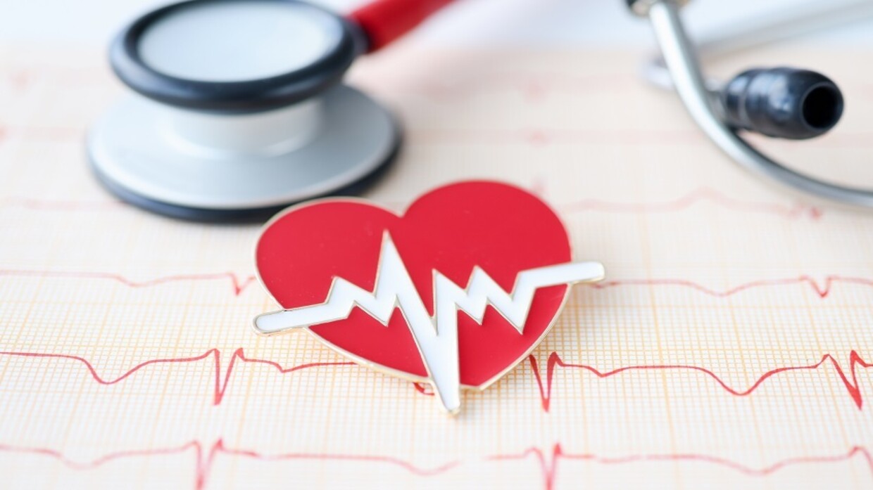 تجنب الجلطات الدموية أثناء السفر بالطائرة: نصائح طبية هامة (مواقع التواصل)