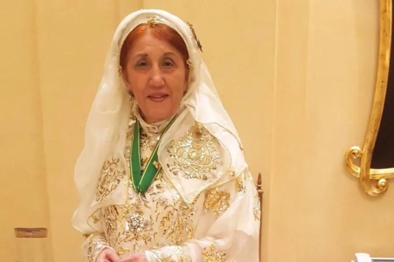 "أم الفن" و"سيزان السعودية" أحد أعمدة الفن التشكيلي بالمملكة صفية بن زقر - المصدر: من دارة صفية بن زقر