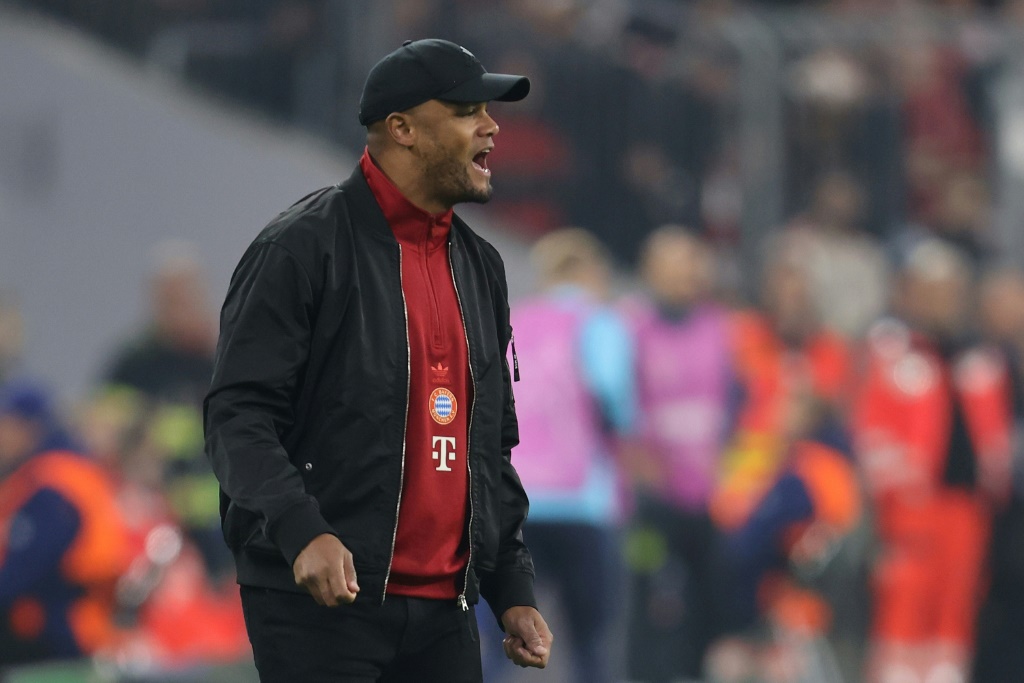 البلجيكي فنسان كومباني مدرب بايرن ميونيخ الألماني خلال مواجهة دينامو زغرب الكرواتي في دوري أبطال أوروبا لكرة القدم. ميونيخ في 17 أيلول/سبتمبر 2024 (ا ف ب)
