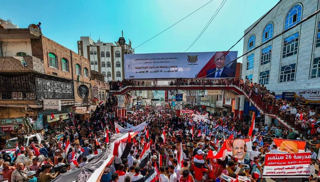 اليمنيون يحتفلون بالعيد الـ62 لثورة 26 سبتمبر الخالدة (سبأ)